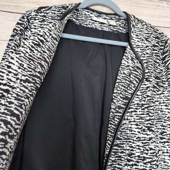 Women's CHICO'S Zebra-Print Style Jacquard Jacket Black & White Size 2 (M/L) - Picture 7 of 13